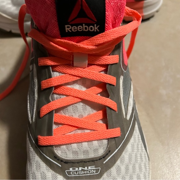 Reebok women’s walking/running shoes. CTR = cushion transition rebound. Size 11 - Picture 11 of 12